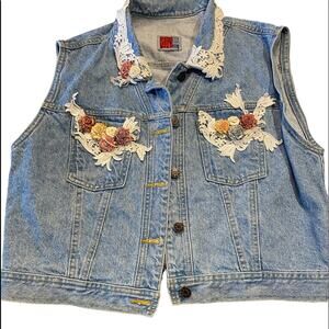 Vintage Sunbelt Denim Victorian Style Vest Womens Large - Lace and Roses